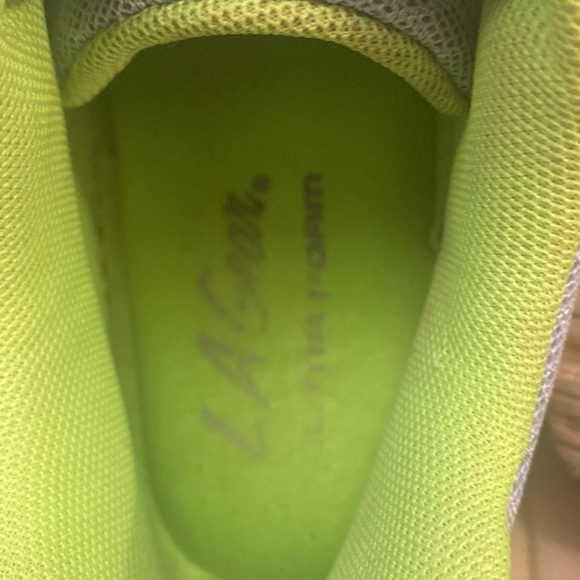 LA Gear tennis shoes 👞 - Picture 3 of 7